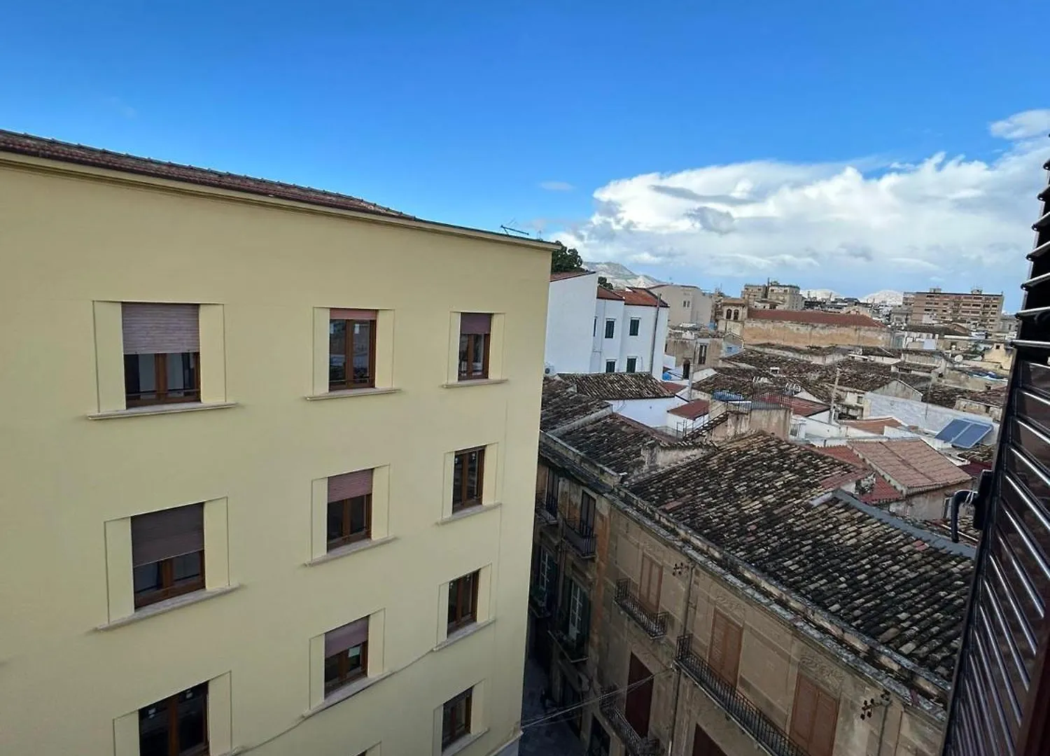 Palermo Centro Affittacamere Spina 0*,