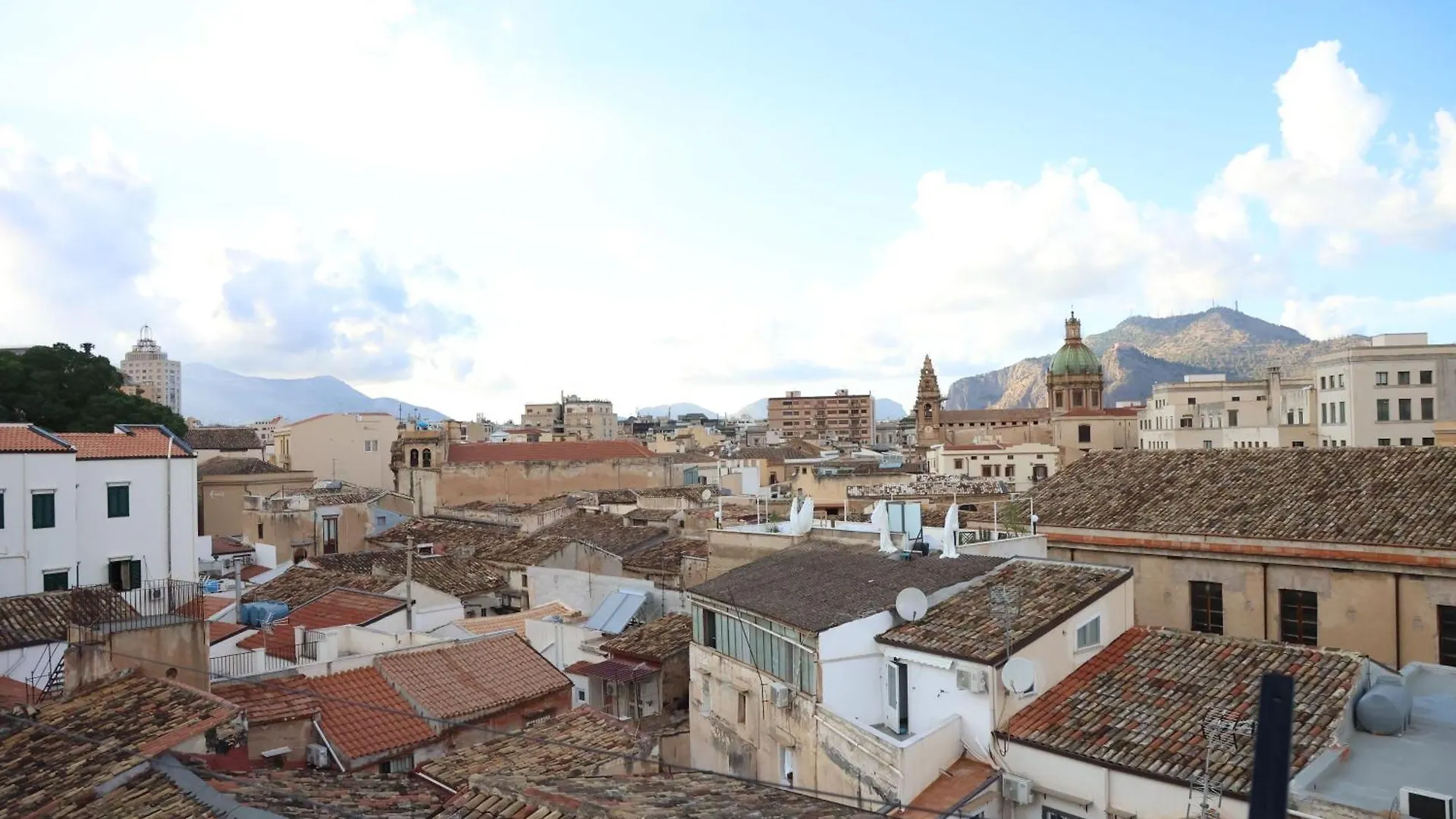 Palermo Centro Affittacamere Spina Maison d'hôtes